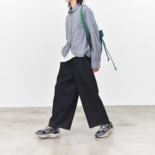 Load image into Gallery viewer, Curved Hem Checkered Textured Shirt

