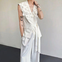 Load image into Gallery viewer, Design Three-dimensional Rose Sleeveless Suit Vest
