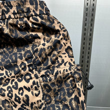 Load image into Gallery viewer, Leopard Print Quick-drying Loose-fitting Five-point Pants
