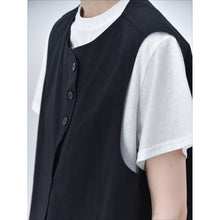 Load image into Gallery viewer, Asymmetric Placket Patch-Pocket Vest
