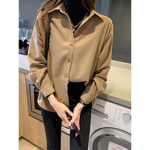Load image into Gallery viewer, Spring and Autumn Thickened Solid Color Loose Shirt
