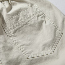 Load image into Gallery viewer, Retro Elastic Waist Loose Straight Leg Shorts
