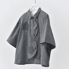 Load image into Gallery viewer, Women's Floral-patterned Curved Hem Shirt
