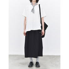 Load image into Gallery viewer, Raglan-sleeve T-shirt with An Irregular Hem
