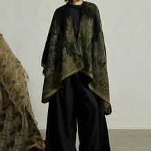 Load image into Gallery viewer, Ink Painting Split Double-sided Knitted Shawl
