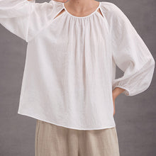Load image into Gallery viewer, French Hollow Loose Thin Top
