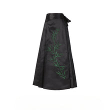 Load image into Gallery viewer, Bamboo Embroidery Loose Culotte
