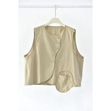 Load image into Gallery viewer, Asymmetric Placket Patch-Pocket Vest
