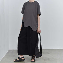 Load image into Gallery viewer, Irregular Wavy Hem Loose Pullover T-shirt
