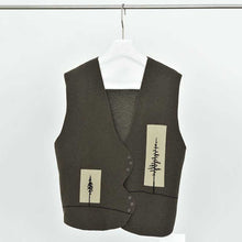 Load image into Gallery viewer, Retro Curved Placket Jacquard Sweater Vest
