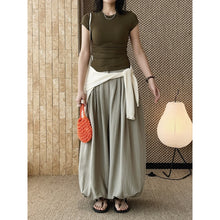 Load image into Gallery viewer, Slim-fit Crew-neck T-shirt
