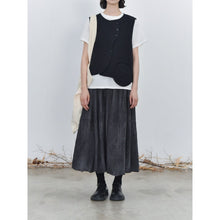 Load image into Gallery viewer, Asymmetric Placket Patch-Pocket Vest
