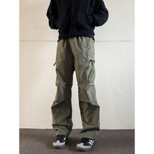 Load image into Gallery viewer, Quick-dry Loose Straight-leg Multi Pocket Utility Cargo Pants
