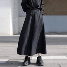 Load image into Gallery viewer, Black Bud A-line Skirt
