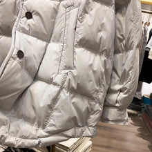 Load image into Gallery viewer, Color-blocked Lapel Zip-up Down Jacket

