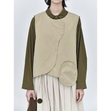 Load image into Gallery viewer, Asymmetric Placket Patch-Pocket Vest
