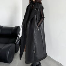 Load image into Gallery viewer, Winter Retro Lapel Plus Velvet Thickened Vest
