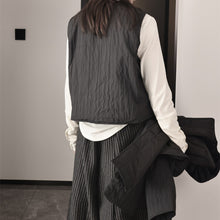 Load image into Gallery viewer, Loose-fitting Crew Neck Vest
