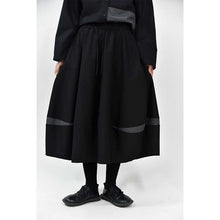 Load image into Gallery viewer, Women's Cracked Color Block Flower Tulip Skirt
