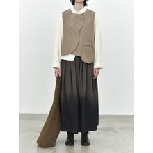 Load image into Gallery viewer, Asymmetric Placket Patch-Pocket Vest
