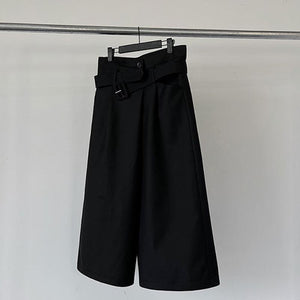 Dark Belt Cropped Wide Leg Pants