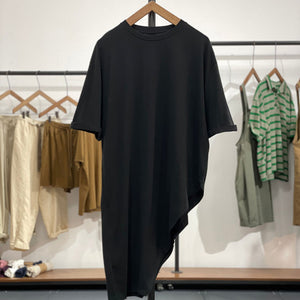 Mid-length Irregular Bevel Hem Cotton T-shirt