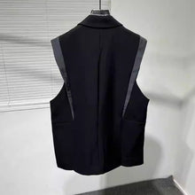 Load image into Gallery viewer, Loose-fitting Sleeveless Vest
