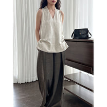 Load image into Gallery viewer, Women's Linen V-Neck Halter Camisole
