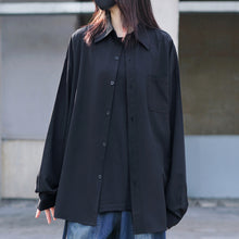 Load image into Gallery viewer, Black Slim Japanese Loose Shirt

