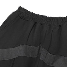 Load image into Gallery viewer, Zippered Pocket Slim Fit Trousers
