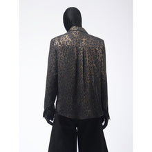Load image into Gallery viewer, Leopard-print Casual Long-sleeve Shirt
