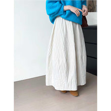 Load image into Gallery viewer, High-waisted Flower Bud Lantern Skirt
