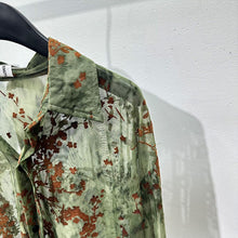 Load image into Gallery viewer, Floral Mesh Lapel Shirt
