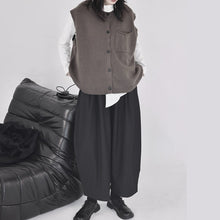 Load image into Gallery viewer, Crew Neck Knitted Loose Sleeveless Vest
