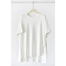 Load image into Gallery viewer, Raglan-sleeve T-shirt with An Irregular Hem
