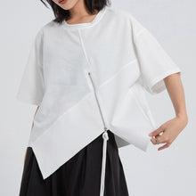 Load image into Gallery viewer, Women‘s Crew Neck Loose Irregular Hem T-shirt
