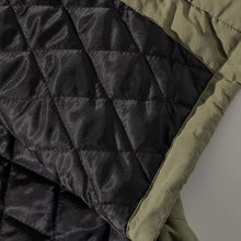 Load image into Gallery viewer, Color-blocked Crew Neck Quilted Cotton Coat
