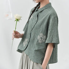 Load image into Gallery viewer, Women's Floral-patterned Curved Hem Shirt
