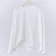 Load image into Gallery viewer, Women's Wavy Hem Casual Round Neck Shirt
