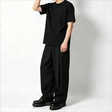 Load image into Gallery viewer, High-Waisted Loose-Fit Straight-Leg Pants
