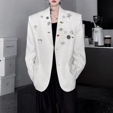 Load image into Gallery viewer, Metal Brooch-embellished Shoulder-padded Casual Blazer
