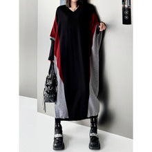 Load image into Gallery viewer, Women's Contrast Panel Loose Batwing Sleeve V Neck Knitted Dress
