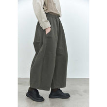 Load image into Gallery viewer, Women's Retro Loose Thin Casual Pants
