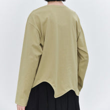 Load image into Gallery viewer, Women's Wavy Hem Casual Round Neck Shirt
