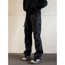 Load image into Gallery viewer, Quick-dry Loose Straight-leg Multi Pocket Utility Cargo Pants
