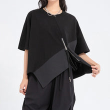 Load image into Gallery viewer, Women‘s Crew Neck Loose Irregular Hem T-shirt
