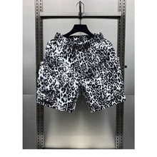 Load image into Gallery viewer, Leopard Print Quick-drying Loose-fitting Five-point Pants

