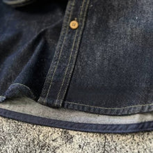 Load image into Gallery viewer, Heavyweight Corduroy Collar Denim Pocket Jacket
