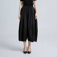 Load image into Gallery viewer, Women's Commuter-Style Loose-Fit Skirt-Pants
