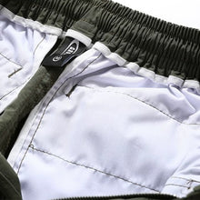 Load image into Gallery viewer, Large Pocket Zipper Casual Loose Shorts
